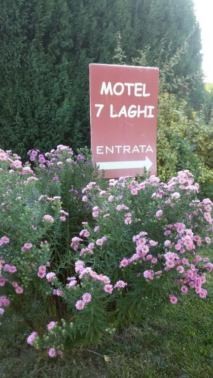 Motel 7 Laghi Castelletto Di Branduzzo Εξωτερικό φωτογραφία